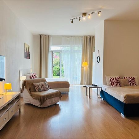 Maria Apartments - Free Parking Praga Exterior foto